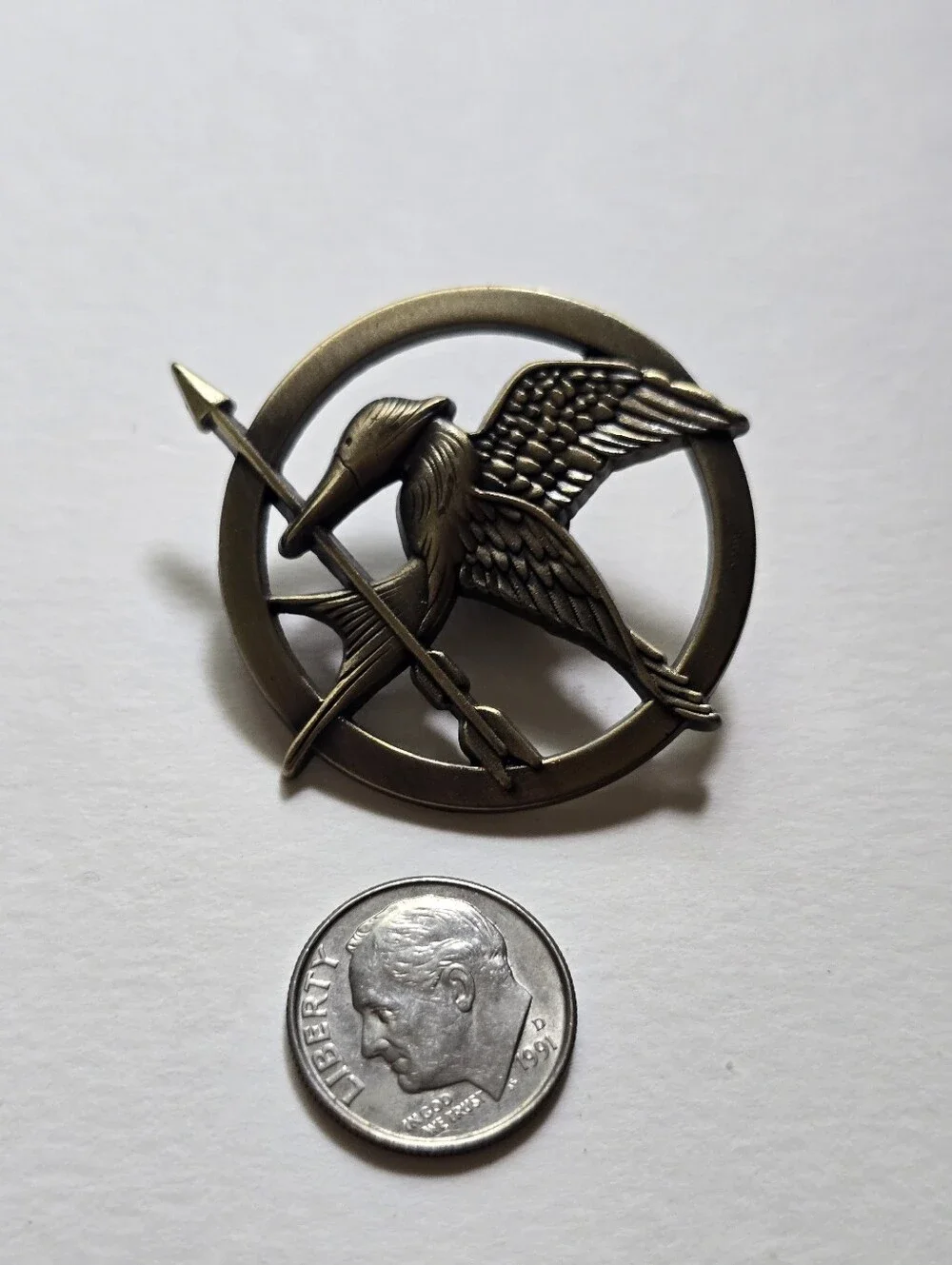 Mockingjay Pin Brooch - Picture 2 of 3
